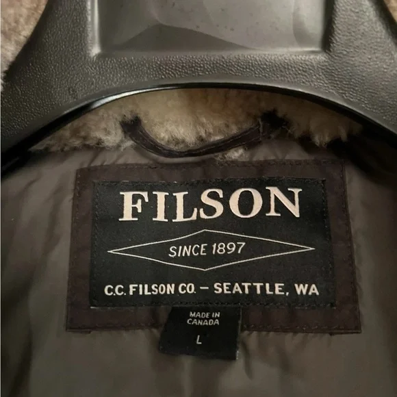 Filson Brown Cascade Down Jacket Large Shearling Made in Canada - Picture 6 of 12